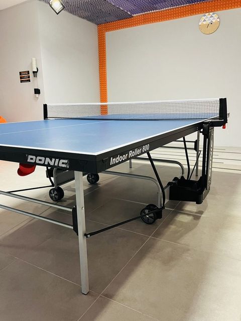 Tennis Room 1