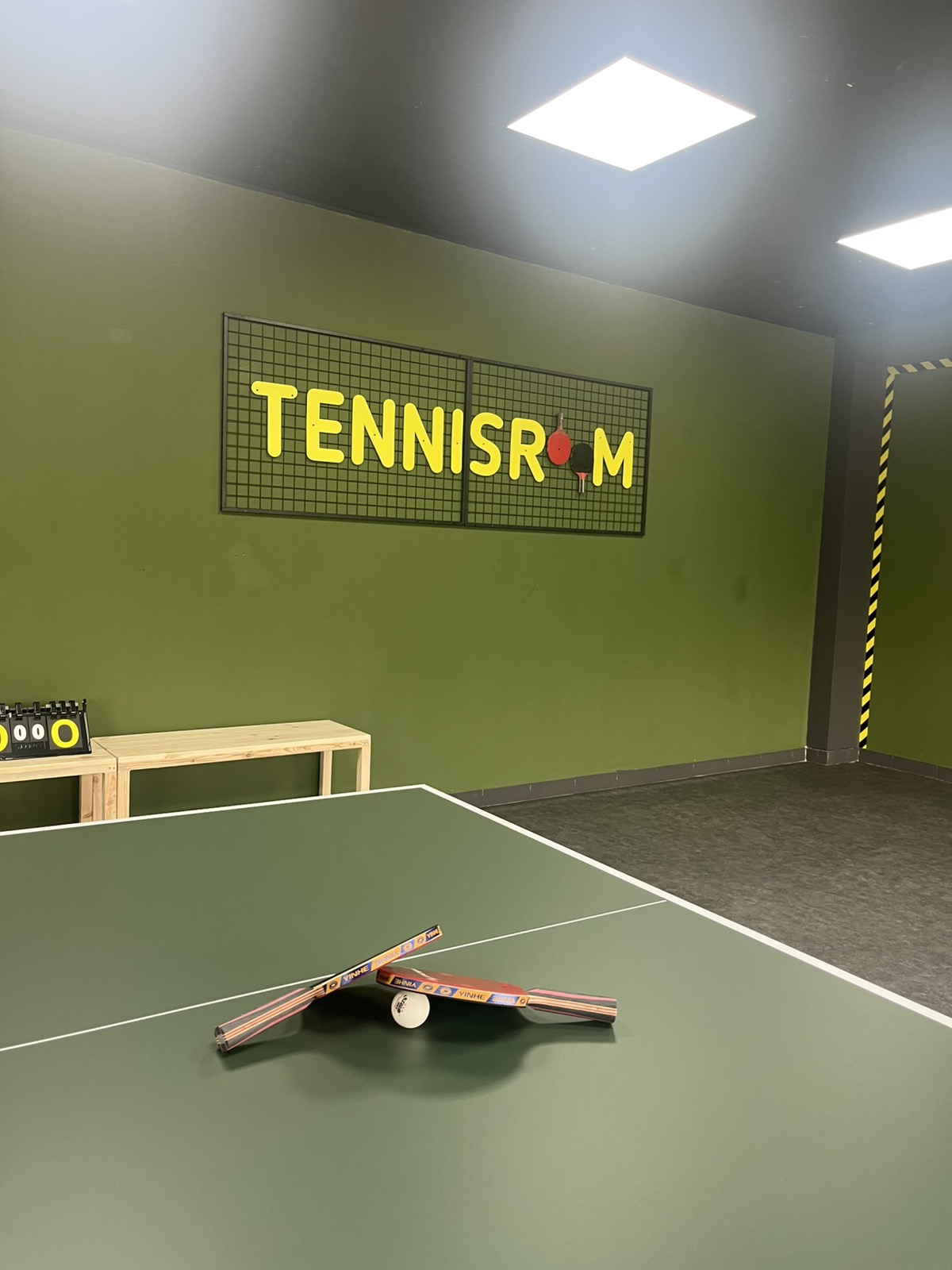 Tennis Room 6